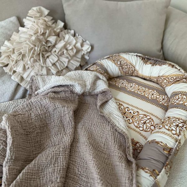 E3E5A56A-4CE6-48DD-999F-58E184A644DE