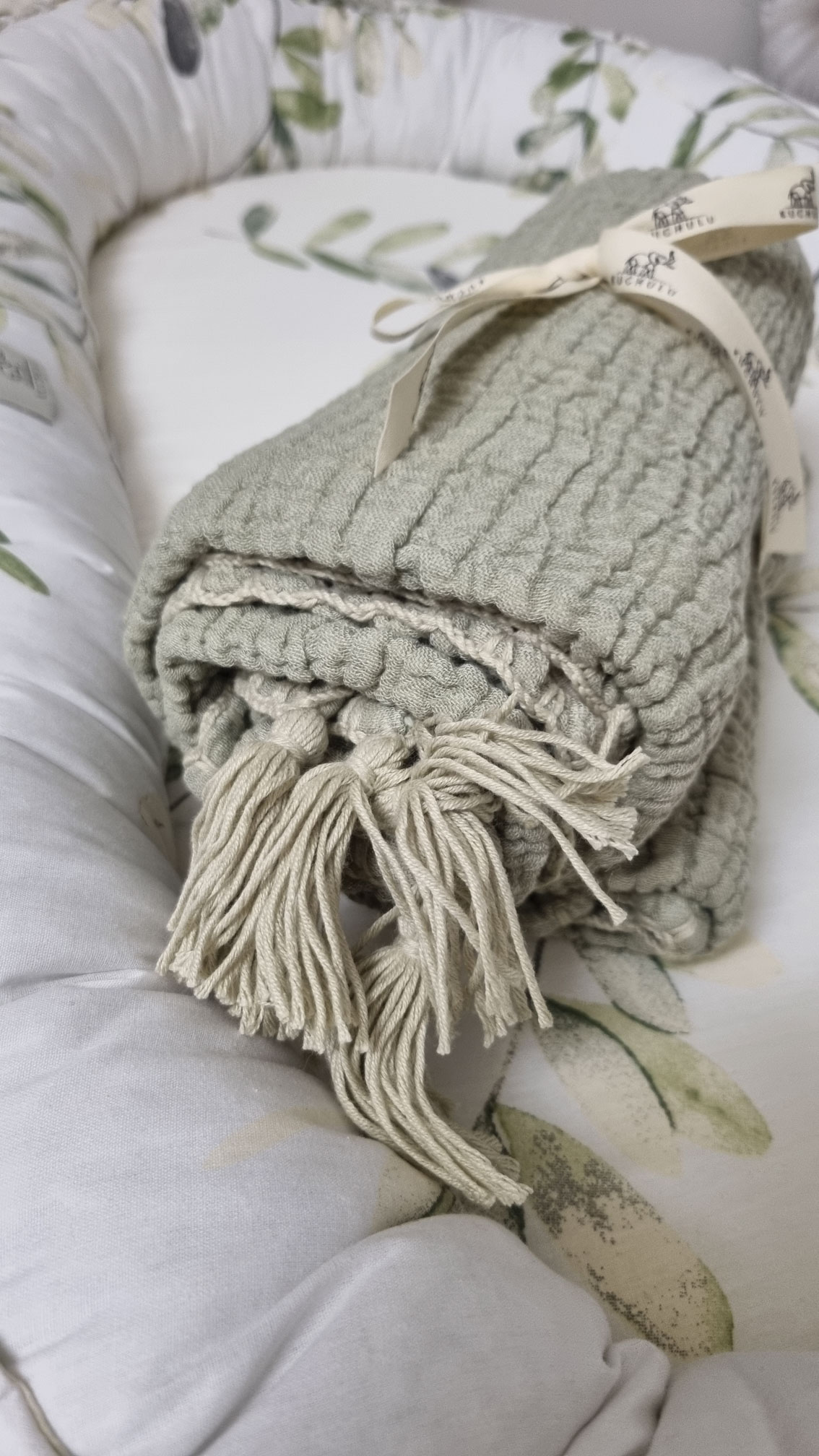 F1724A53-6680-4BB4-8EF3-7F89C65E1631